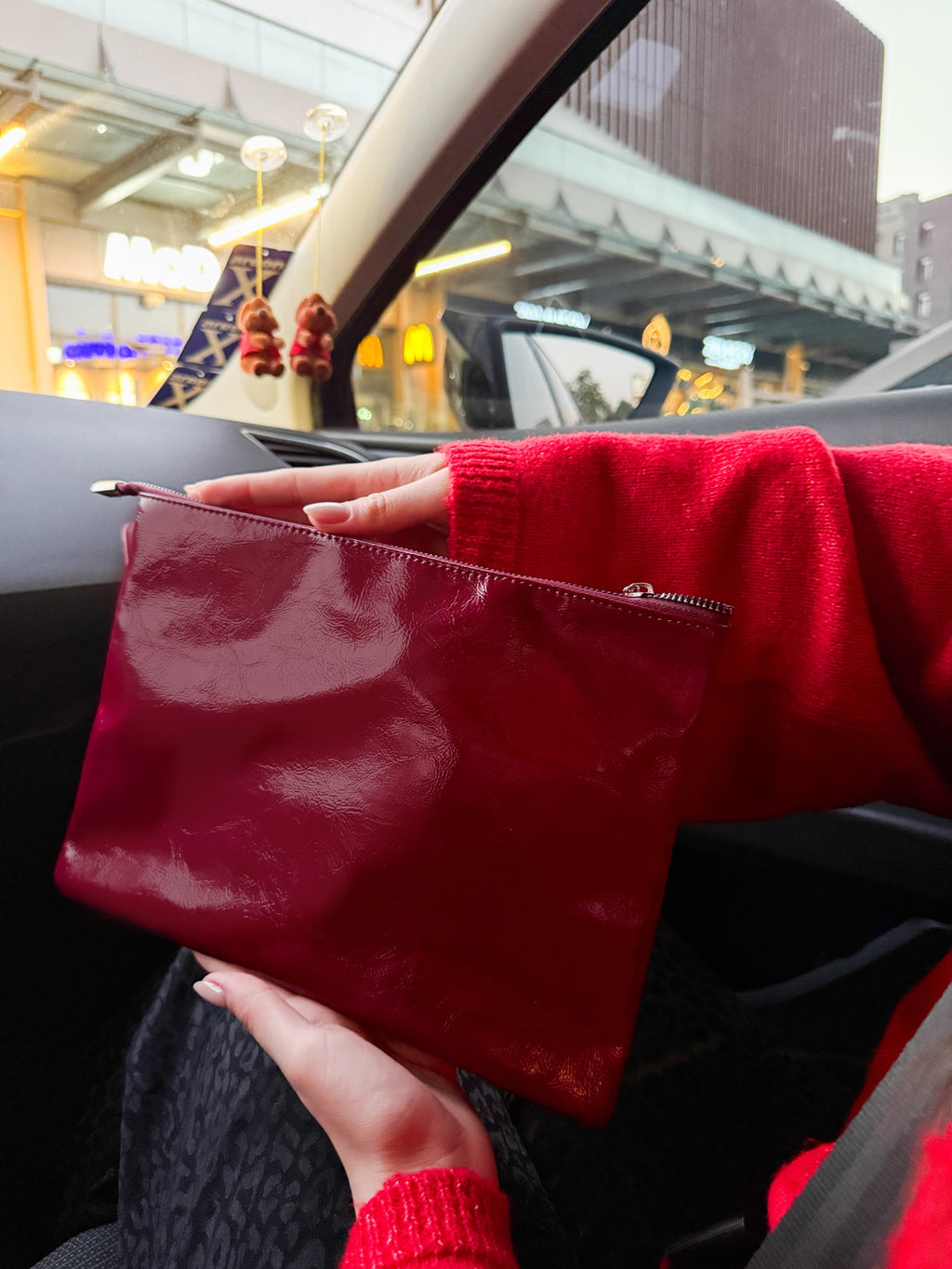 Bordo Parlak Deri Görünümlü Kadın Cüzdan