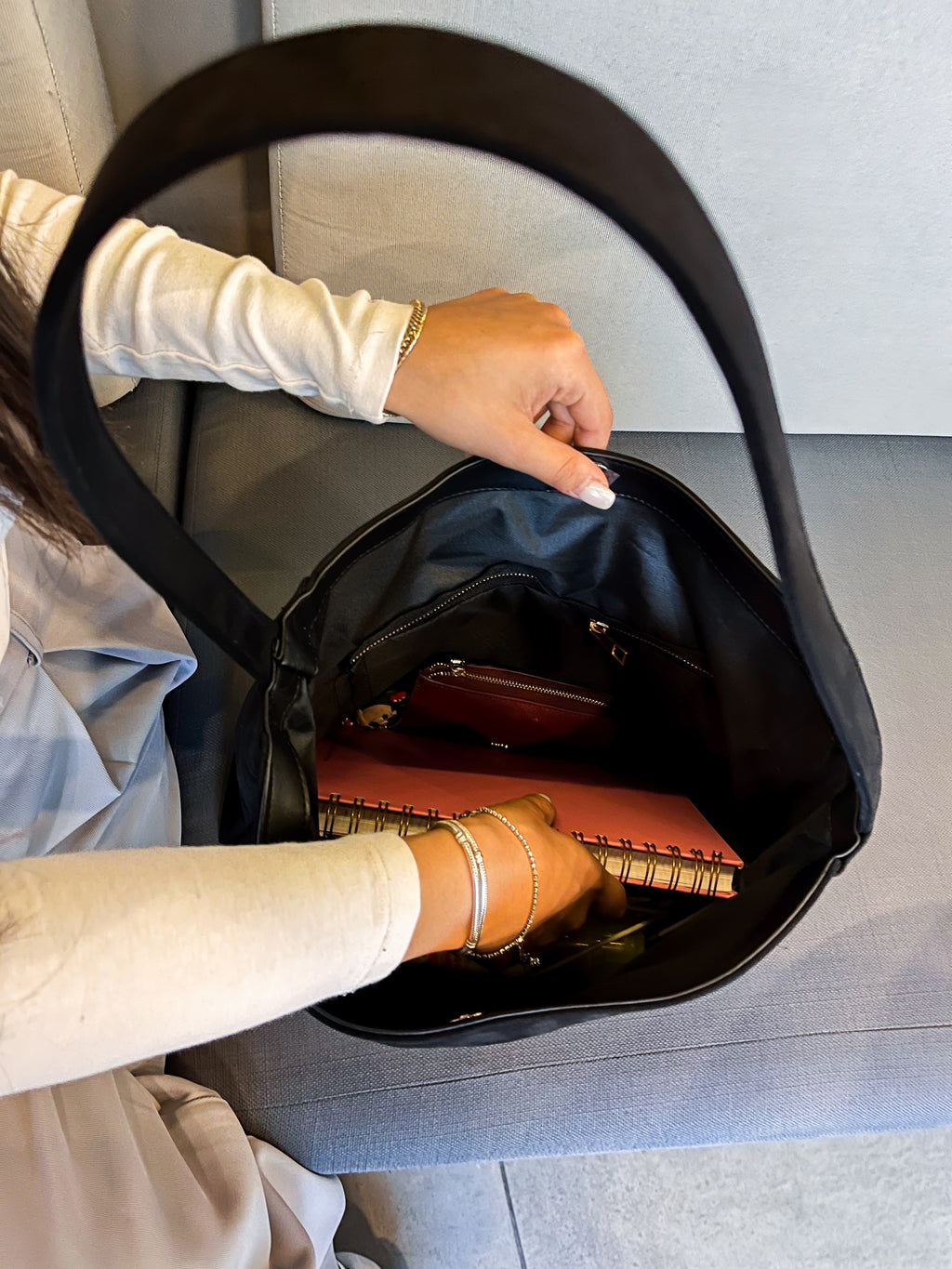 Süet Siyah Hobo Postacı Formu Salaş Omuz Çantası Black Suede