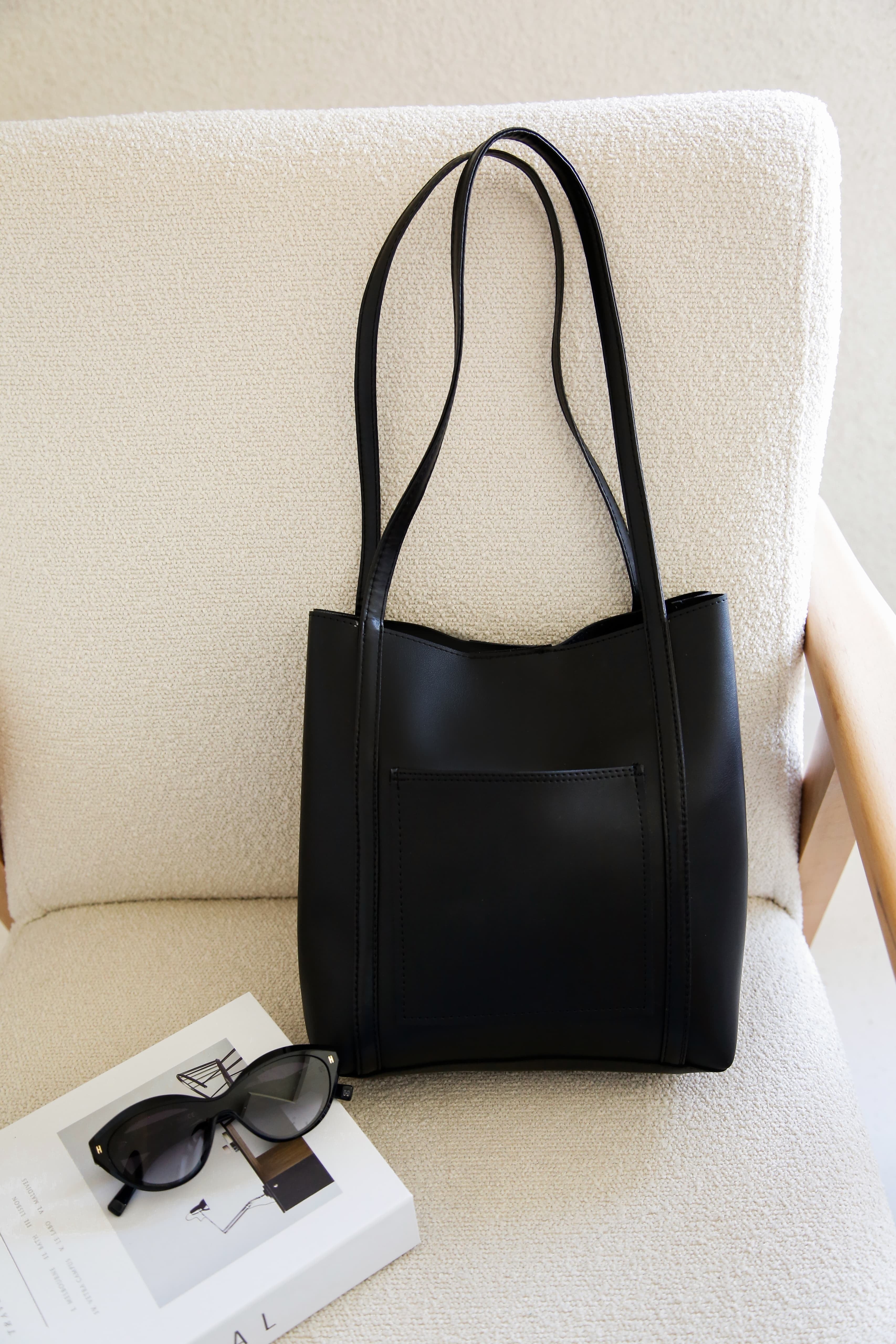 Siyah Önden Cepli El ve Omuz Çantası Aria Black