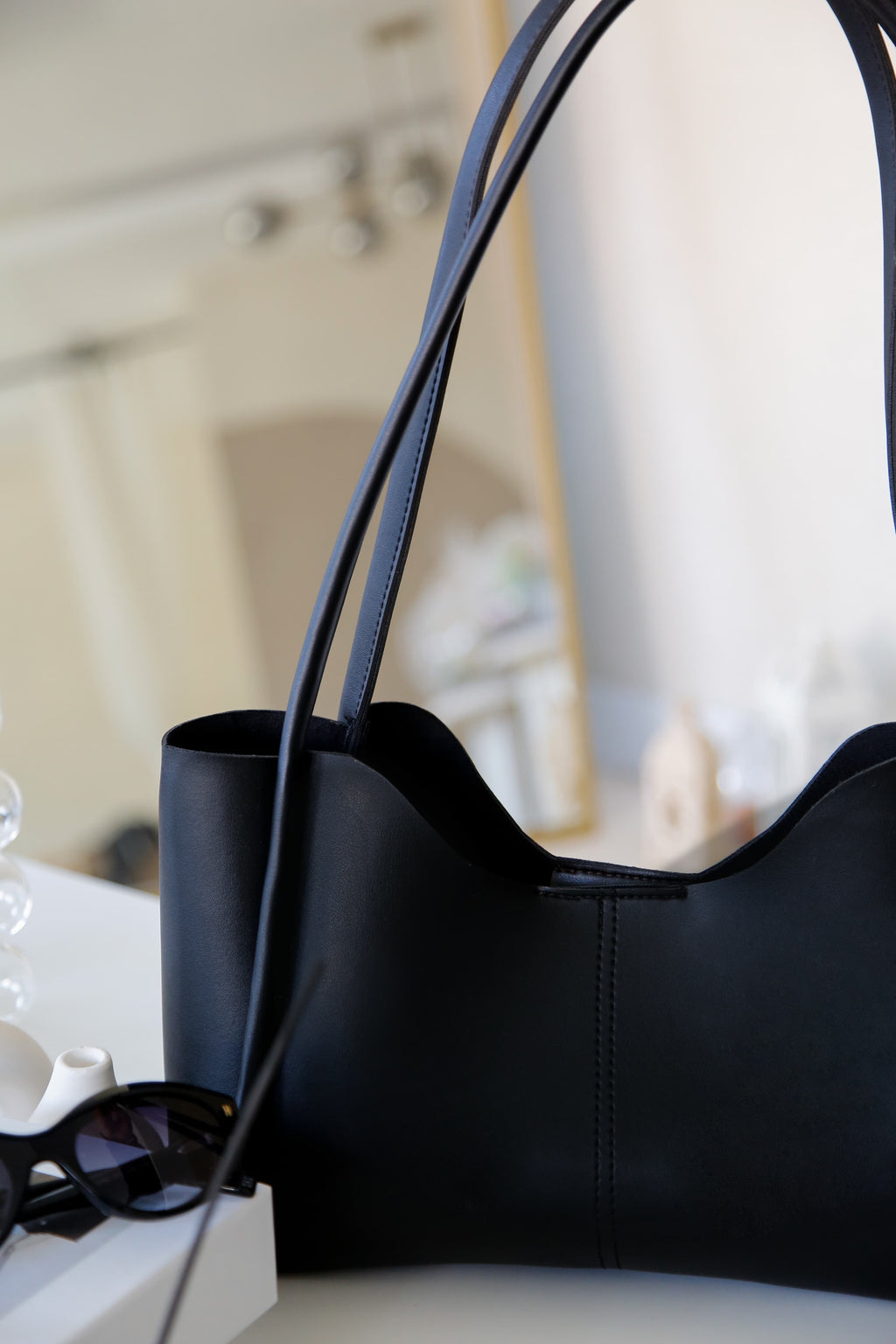 Siyah El ve Omuz Çantası Liva Black