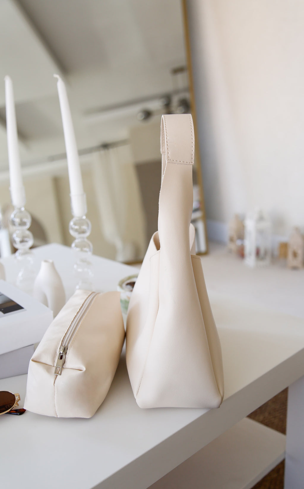 Krem Suni-Şık Deri , Çıtçıtlı, Tek Bölmeli, Fermuarlı Makyaj Çantalı, El, Kol Ve Omuz Çantası Amira Quartz