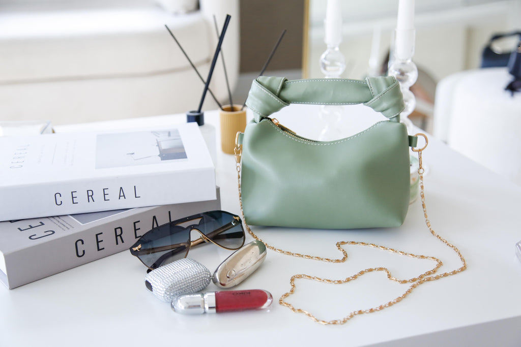 Mint Yeşili Soft Deri Düğüm Detaylı Zincir Askılı El Ve Omuz Çantası Zyra Mint